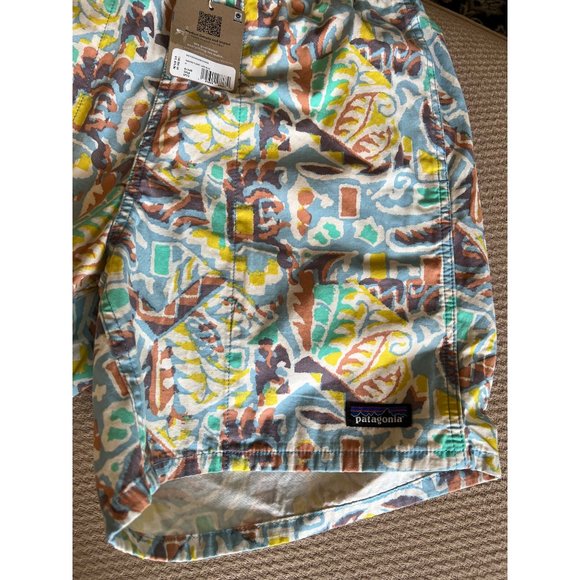 Patagonia Funhoggers 6”‎ Mens Shorts - Size L - Picture 5 of 6